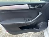 Škoda Rapid 1.4 TSI DSG/1MAJ/CZ/DPH/Výhřev - náhled 11
