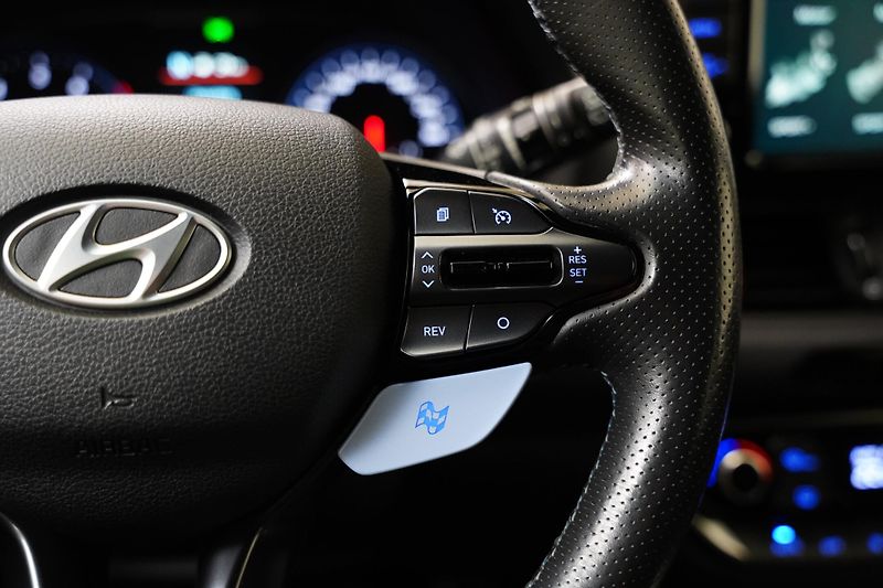 Hyundai i30 - fotka 16 z 25