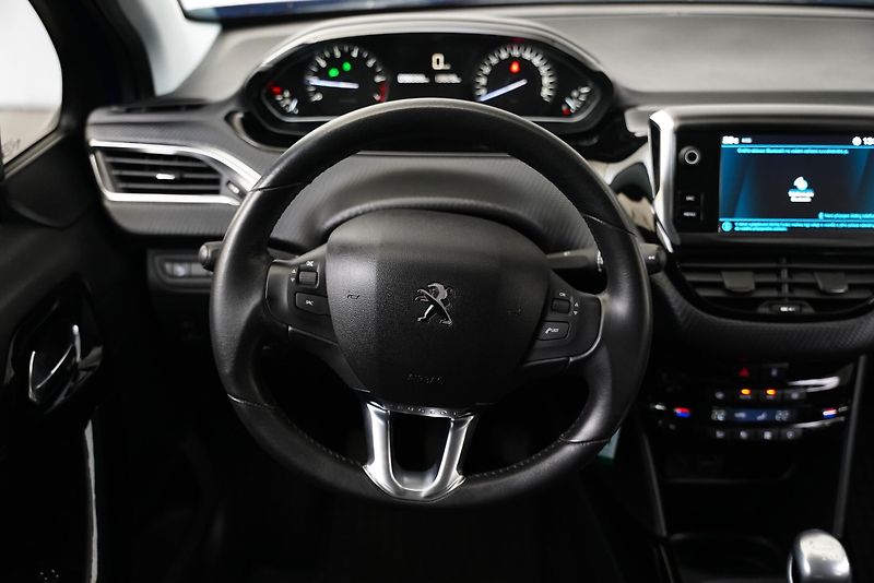 Peugeot 2008 - fotka 18 z 24