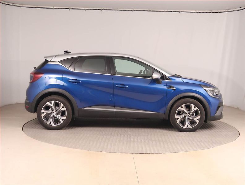 Renault Captur (2021) R.S. Line 1.3 TCe - fotka 6 z 18