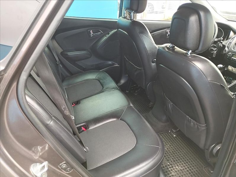 Hyundai ix35 1,7 CRDi 1. Majitel, ČR - fotka 9 z 19