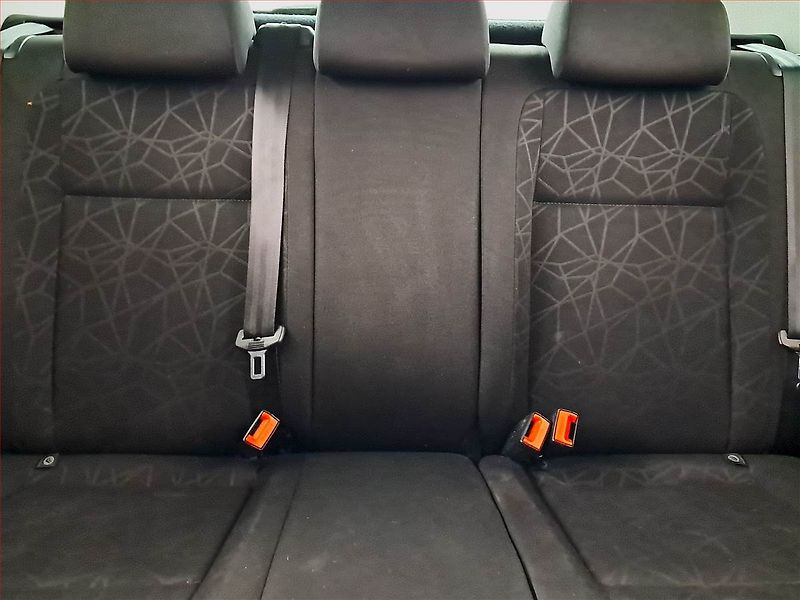 Škoda Fabia (2012) 1.2 12V, po STK, udržované - fotka 10 z 16