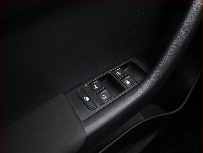 Škoda Fabia (2017) Style 1.0 TSI, Automat - fotka 19 z 22