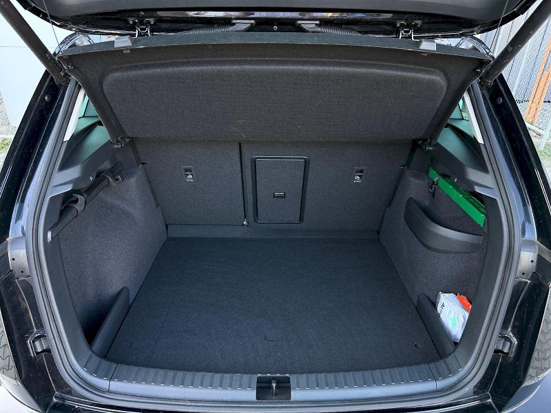 Škoda Karoq (2025) 2.0 TDI 110 kW DSG 4x4 TopSele - fotka 25 z 27