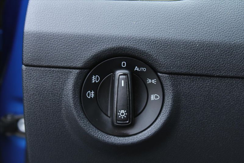 Škoda Octavia 2.0TDI 110kW DSG STYLE ČR - fotka 16 z 26