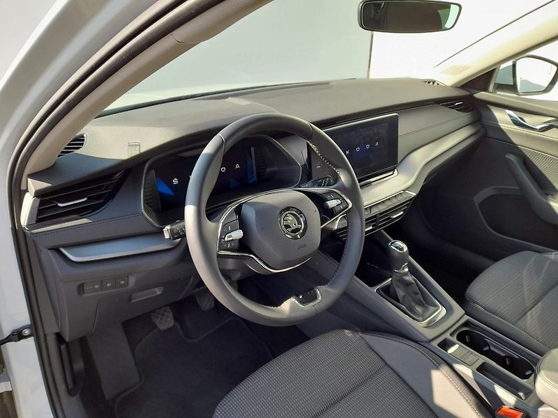 Škoda Octavia Ambition Plus 1.5 TSI 110kW 6M - fotka 13 z 20