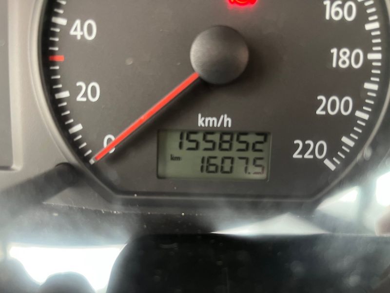 Volkswagen Polo (2006) 1.2 i - fotka 12 z 14