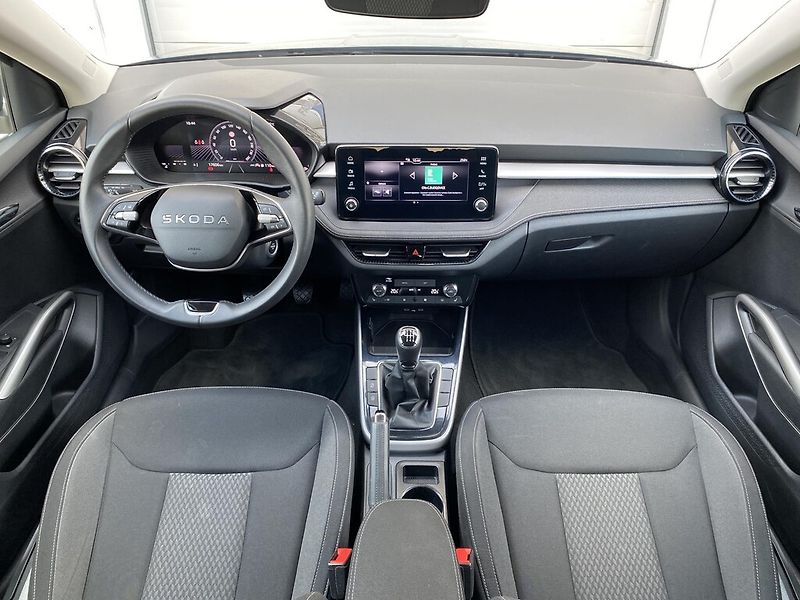 Škoda Fabia 1,0 TSI 85 kW Selection - fotka 10 z 26