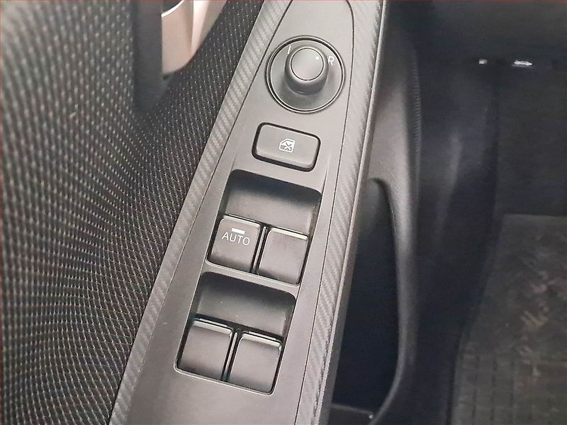 Mazda 2 (2022) 1.5 16V, Automat, ČR,1.maj - fotka 16 z 16