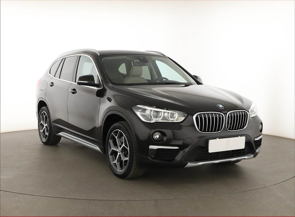BMW X1 xDrive20i, 4X4, Automat, Kůže