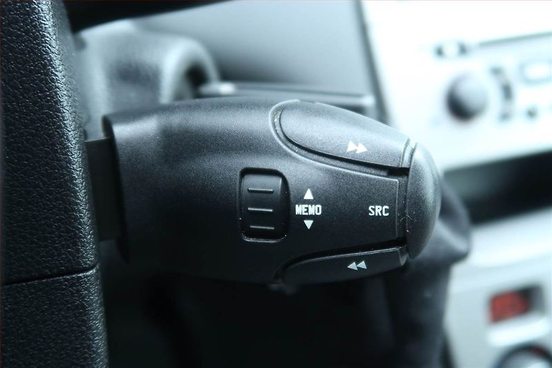 Peugeot 308 (2012) 1.6 VTi, Serv.kniha, po STK - fotka 17 z 17