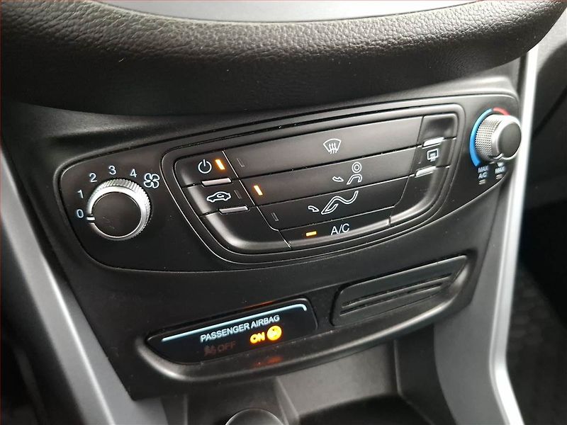 Ford B-MAX (2015) 1.4 16V - fotka 14 z 16