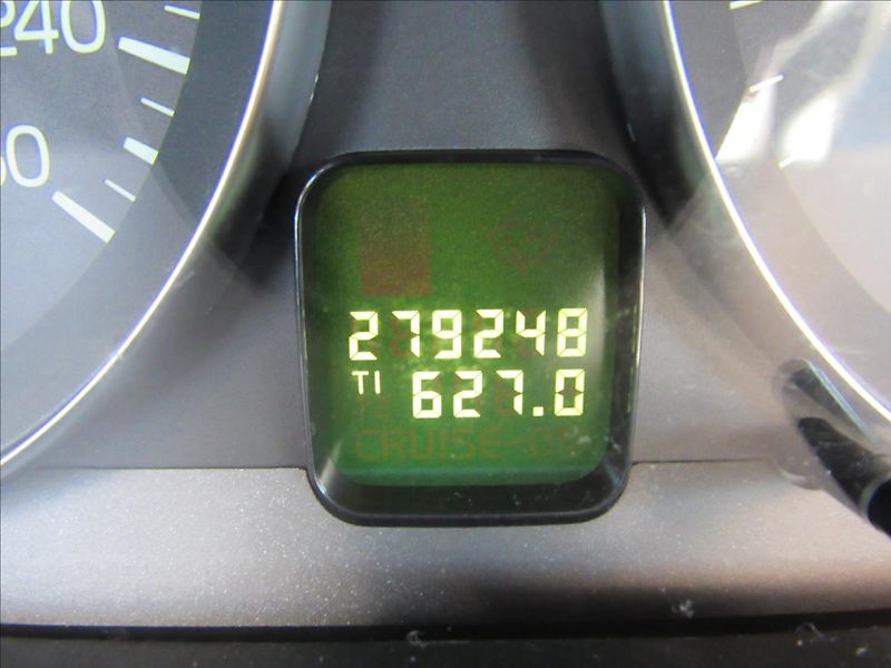 Volvo C30 1,6 D 80kW - fotka 14 z 27