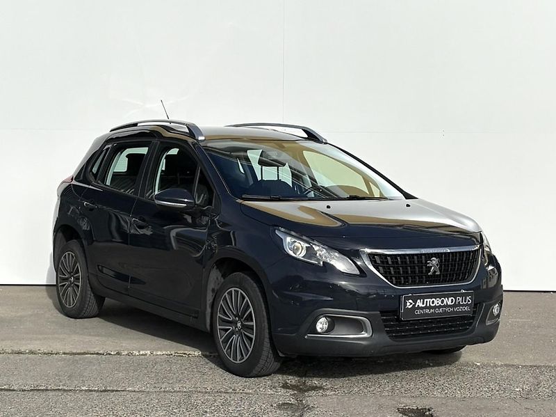 Peugeot 2008 1.2 PureTech 110k ACTIVE - fotka 6 z 19