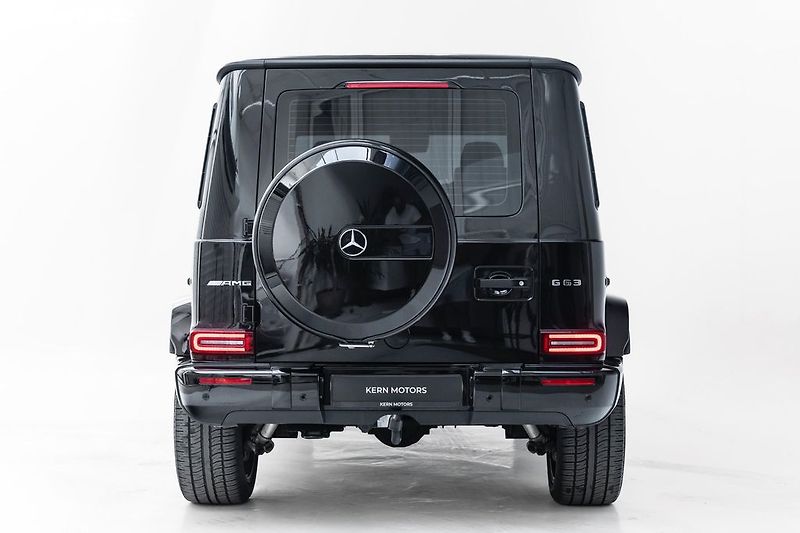 Mercedes-Benz Třídy G G63 AMG*CZ*Karbon*22kola*TV - fotka 4 z 46
