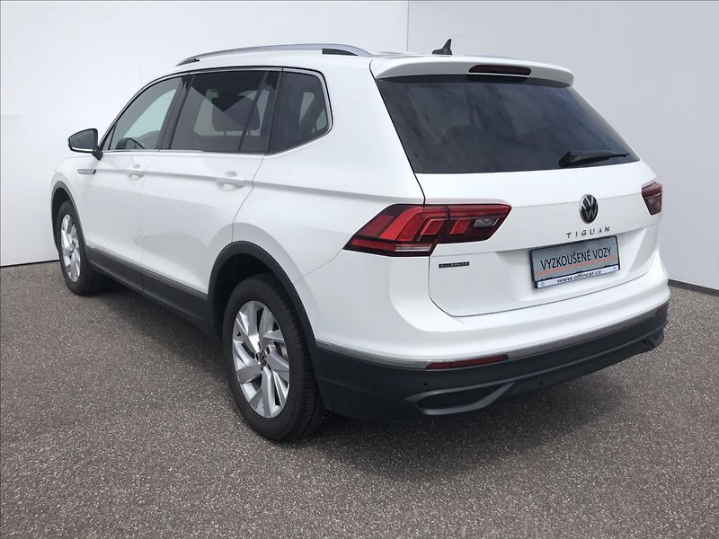 Volkswagen Tiguan Allspace 1,5 TSi 110kW 7DSG LIFE  REZER - fotka 9 z 31