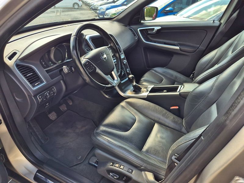 Volvo XC60 (2013) 2.0 D4 Rozvody,TOP STAV - fotka 7 z 24