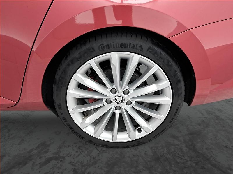 Škoda Superb (2017) Style Plus 2.0 TDI, Automat - fotka 15 z 18