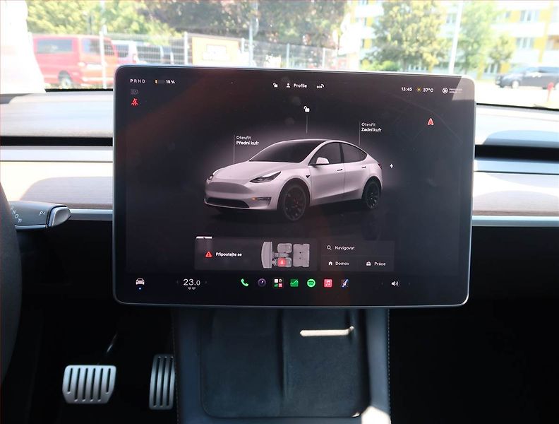 Tesla Model Y (2022) Performance 79kWh, SoH 92% - fotka 12 z 26