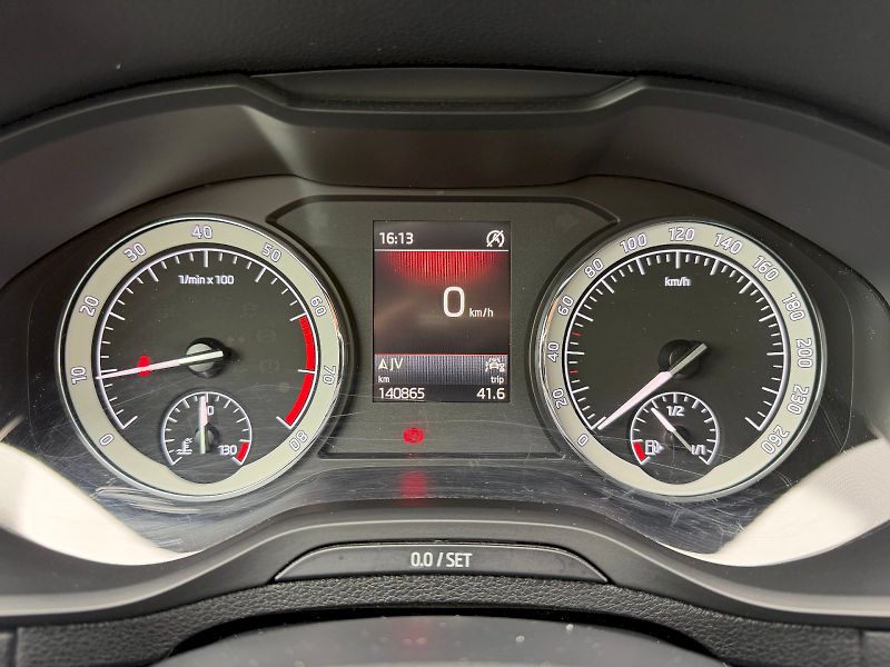 Škoda Karoq (2019) 1.5 TSI 110kW SportLine - fotka 14 z 35