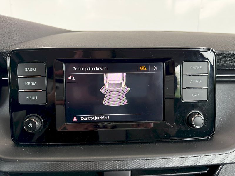 Škoda Scala (2020) Active 1.6 TDI / 85 kW DSG - fotka 11 z 23