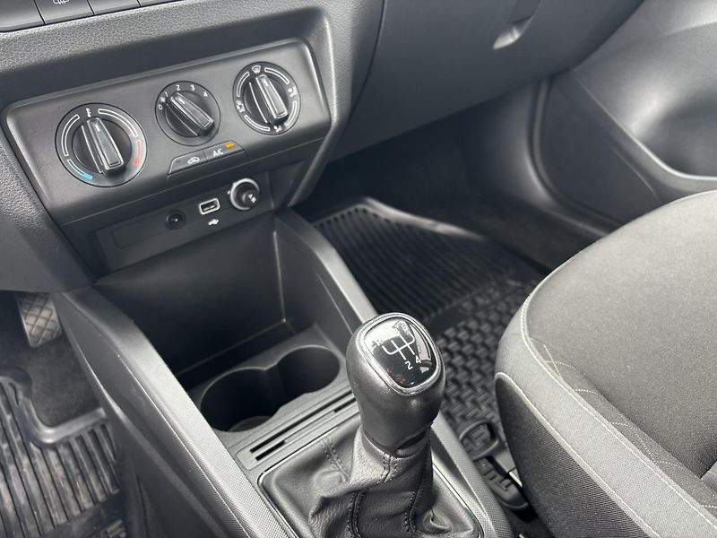 Škoda Fabia (2022) Combi Ambition 1.0 TSI  - fotka 10 z 16