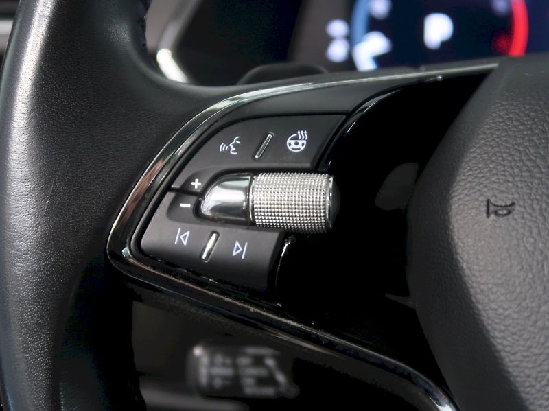 Škoda Superb (2021) STYLE 1.5TSI 110KW DSG - fotka 18 z 37