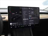 Tesla Model Y (2022) Long Range AWD 79kWh, SoH 91% - náhled 25