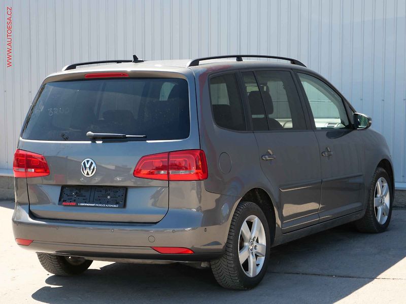Volkswagen Touran (2010) 1.4 TSi, Comfort, DSG, bixen - fotka 4 z 22