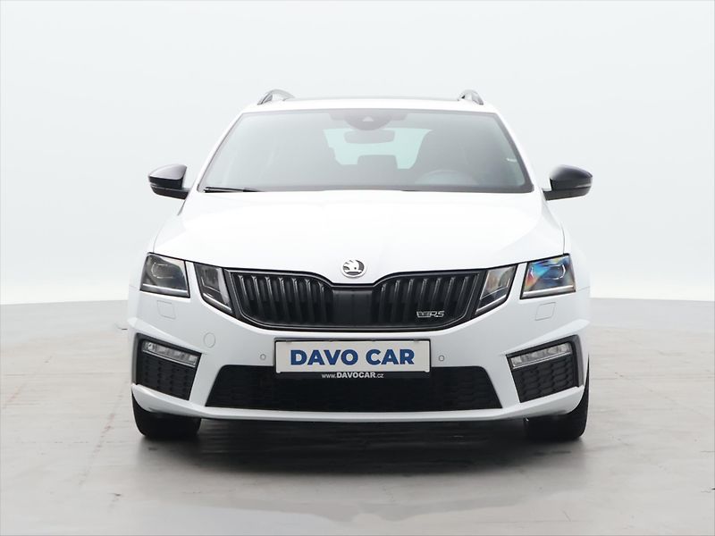 Škoda Octavia RS 2,0 TSI 169kW DSG 1.Maj. - fotka 2 z 33