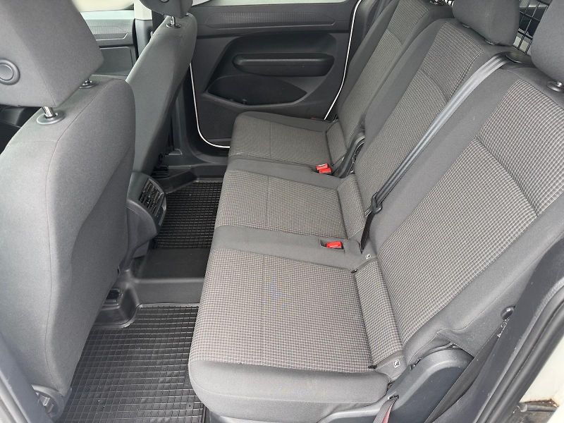 Volkswagen Caddy (2022) 2.0TDI 75kW CZ DPH - fotka 8 z 11