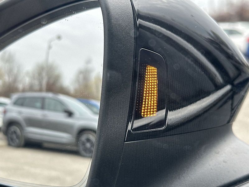 Škoda Superb (2024) 2.0 TSI 4x4 DSG L&K - fotka 37 z 45