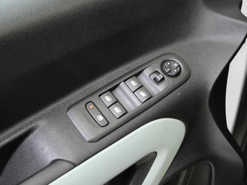 Citroën Berlingo - fotka 12 z 22