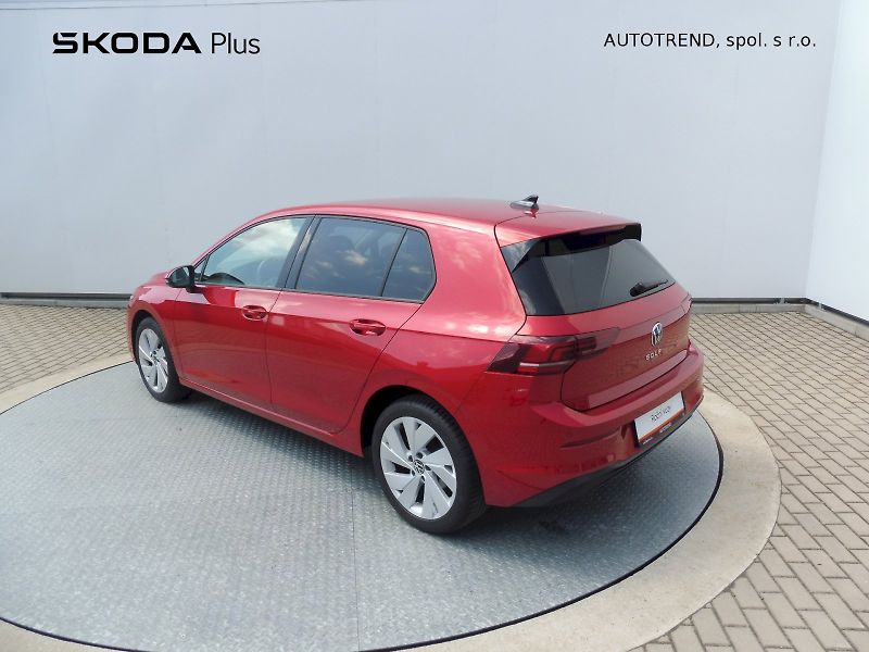 Volkswagen Golf (2025) People 1,5 TSI 85kW - fotka 24 z 26