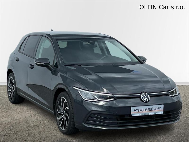 Volkswagen Golf 1,5 TSi 96kW LIFE  8 - fotka 7 z 23