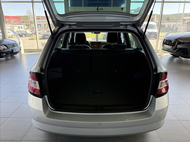 Škoda Fabia 1,2   TSI,JOY,1.MAJ,SERVISKA - fotka 24 z 26