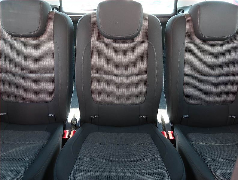 Volkswagen Sharan (2014) 2.0 TDI, 4X4, Serv.kniha - fotka 10 z 19
