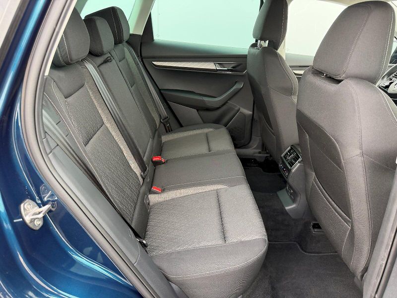 Škoda Karoq (2023) 1,5TSI 110kW DSG Style Plus - fotka 25 z 35