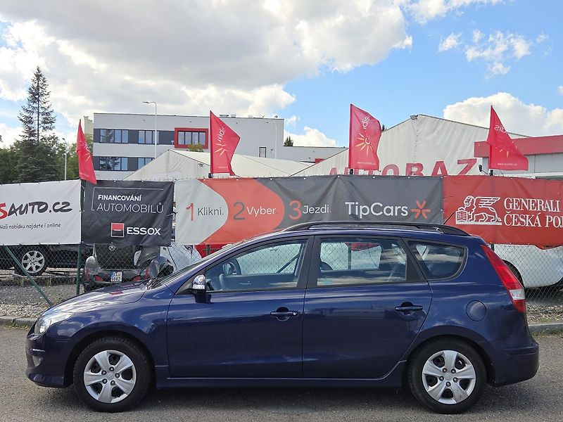 Hyundai i30 1.majitel lze na splátky VŠEM! - fotka 7 z 10