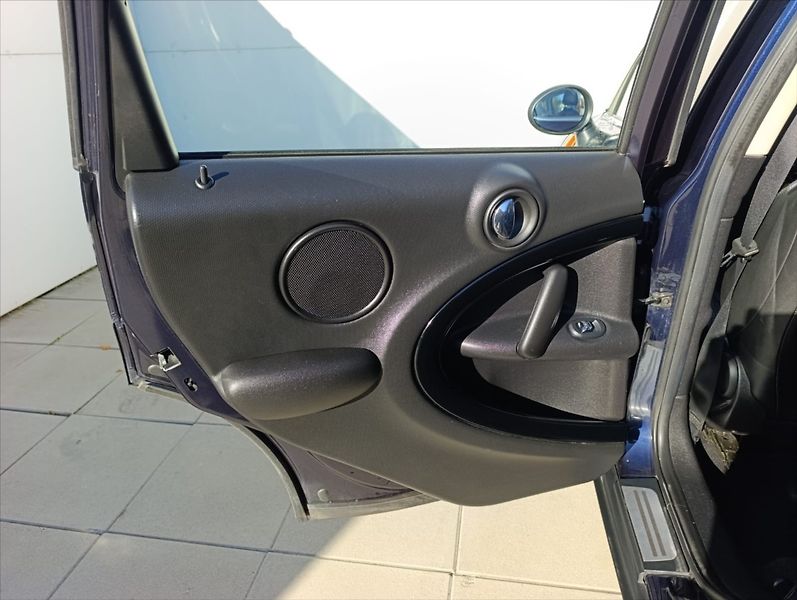 Mini Countryman 2,0 d Automat Navi Panorama LE - fotka 19 z 32