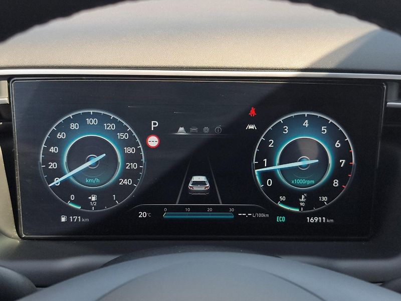 Hyundai Tucson (2023) SMART 1.6 T-GDI MHEV 110kW, Au - fotka 17 z 27