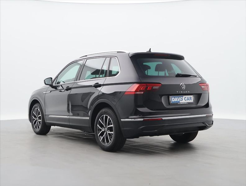 Volkswagen Tiguan 1,5 TSI ACT 110kW DSG Life DPH - fotka 5 z 34