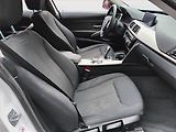 BMW Řada 3 (2019) 320d xDrive GT, 4X4, Automat - náhled 9