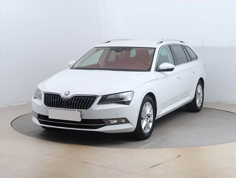 Škoda Superb (2017) Style Plus 2.0 TDI, Automat - fotka 2 z 16