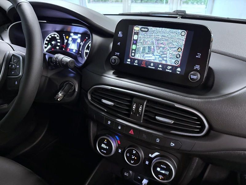 Fiat Tipo (2024) SW 1.6 MultiJet 130k MT6 Urban - fotka 11 z 18