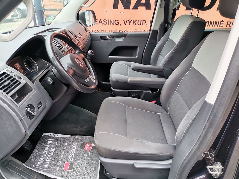 Volkswagen Multivan (2014) 2.0TDi 103kw 7m. NAVI PDC TZ - fotka 9 z 30