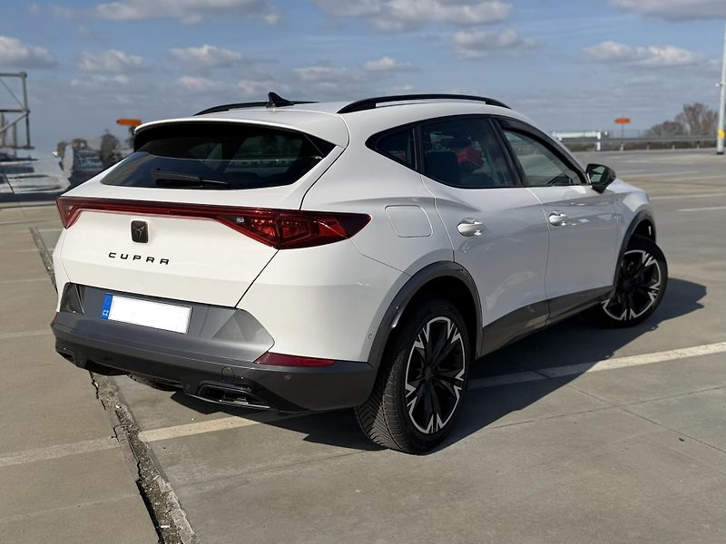 Cupra Formentor (2023) - fotka 8 z 16