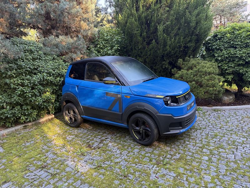Ligier Myli (2024) výborný stav - fotka 4 z 4