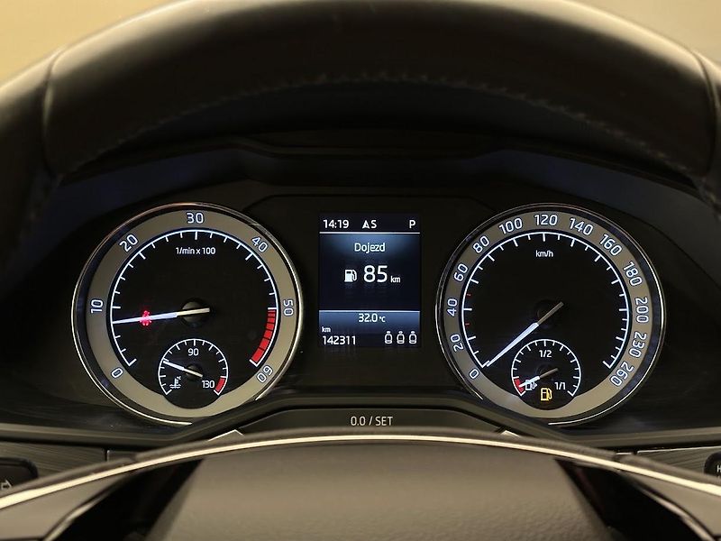 Škoda Superb (2020) SW 1.6 TDi Ambition DSG 88 kW  - fotka 16 z 27