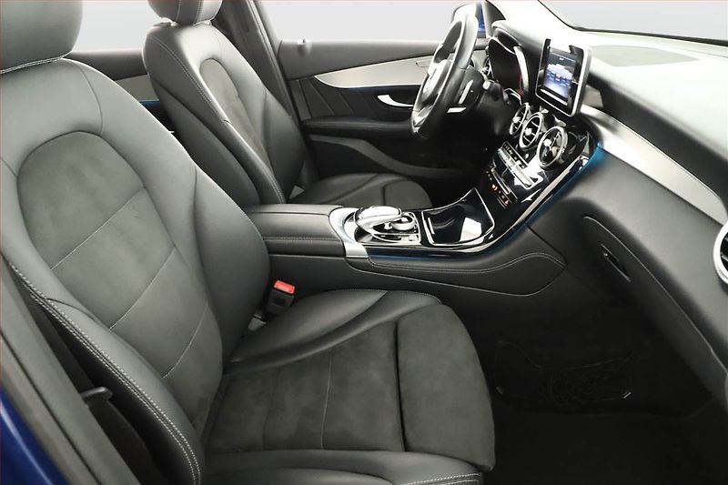 Mercedes-Benz GLC (2018) AMG line 250 - fotka 7 z 20